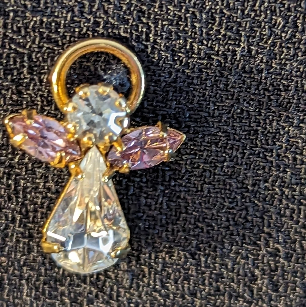Roman Vintage Angel Genuine Austrian Crystal with Alexandrite pink wings June